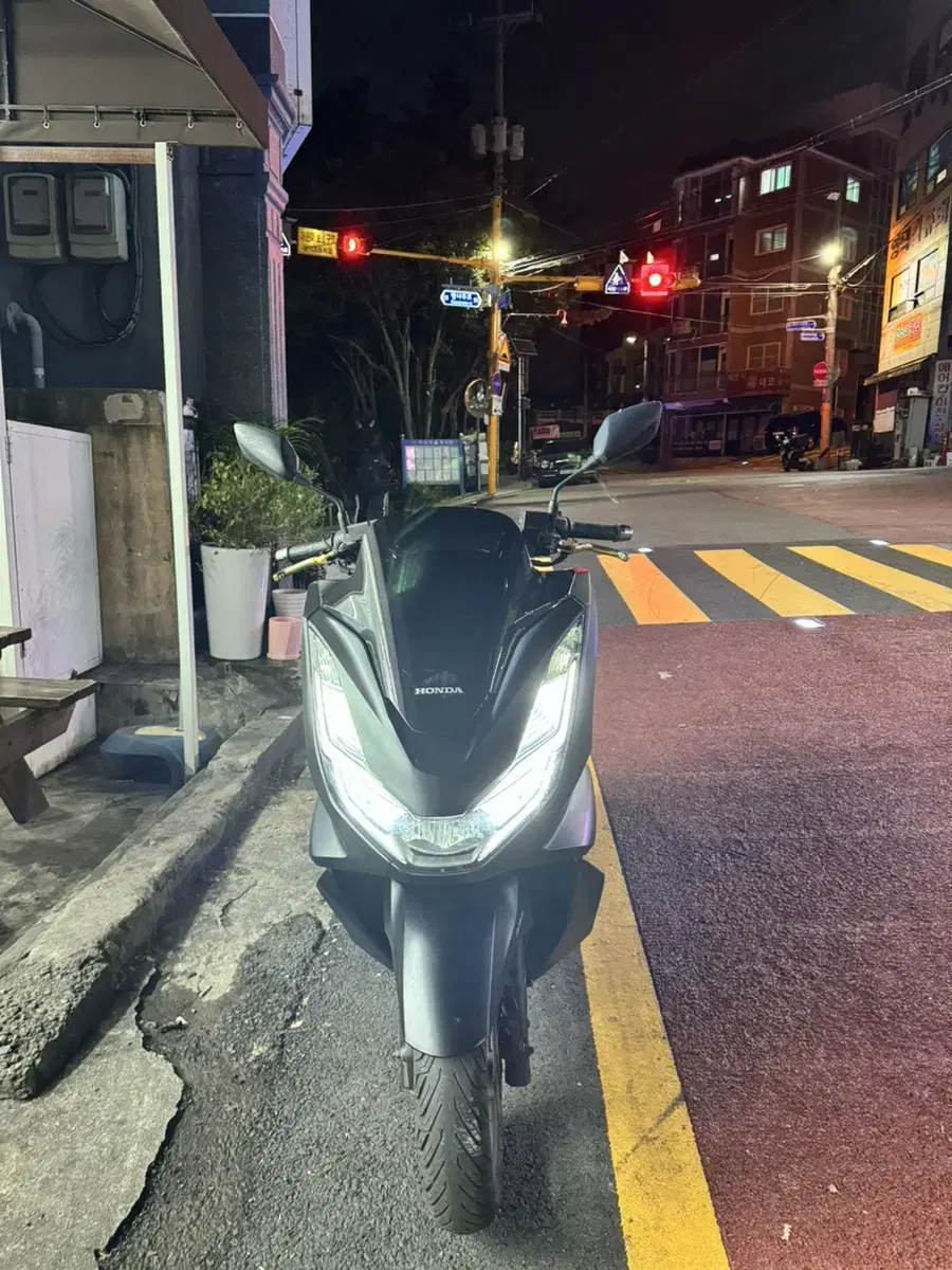 부산 22년식pcx